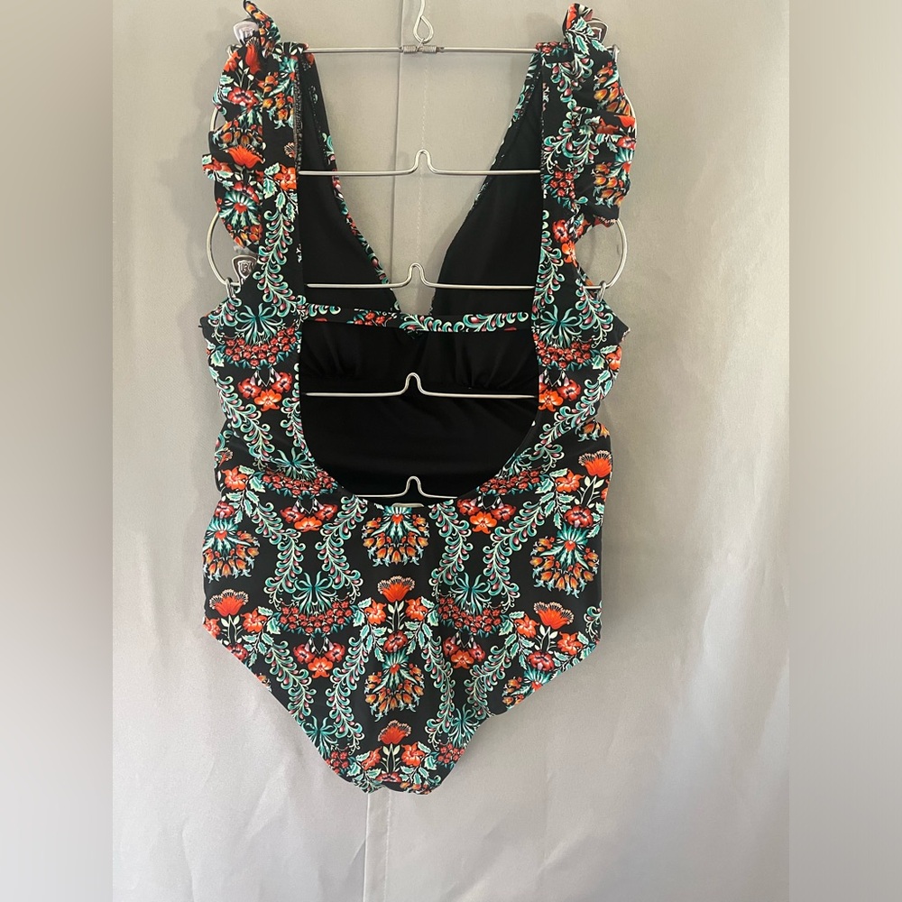 Jessica Simpson Size M - Picture 2 of 5